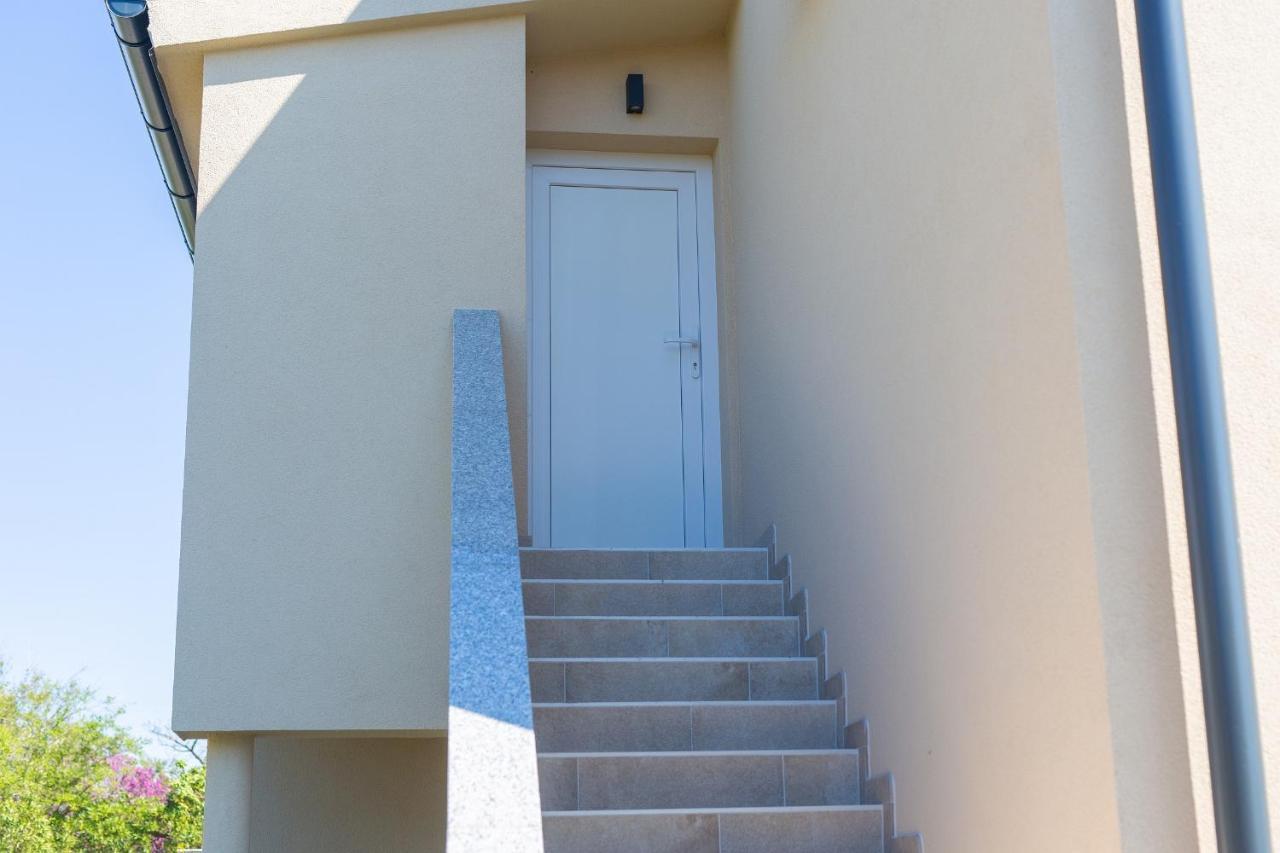 Seascape Apartment Veglia Exterior foto